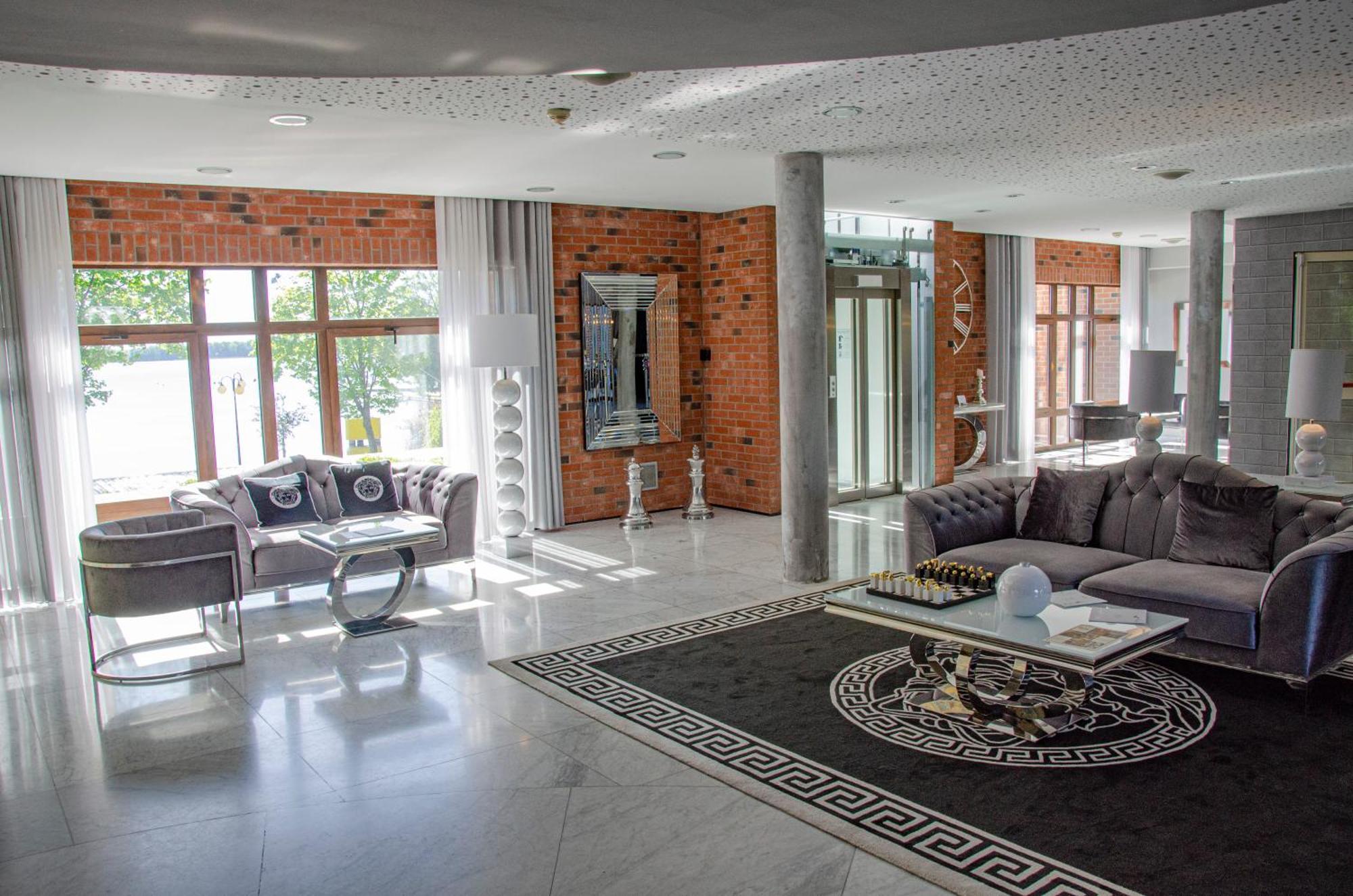Willa Port Art & Business Ostróda Extérieur photo Interior of the hotel
